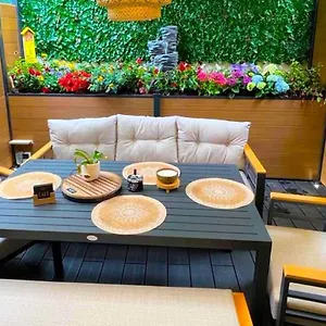 T1/ Terrasse /proche Centre Lyon Apartamento